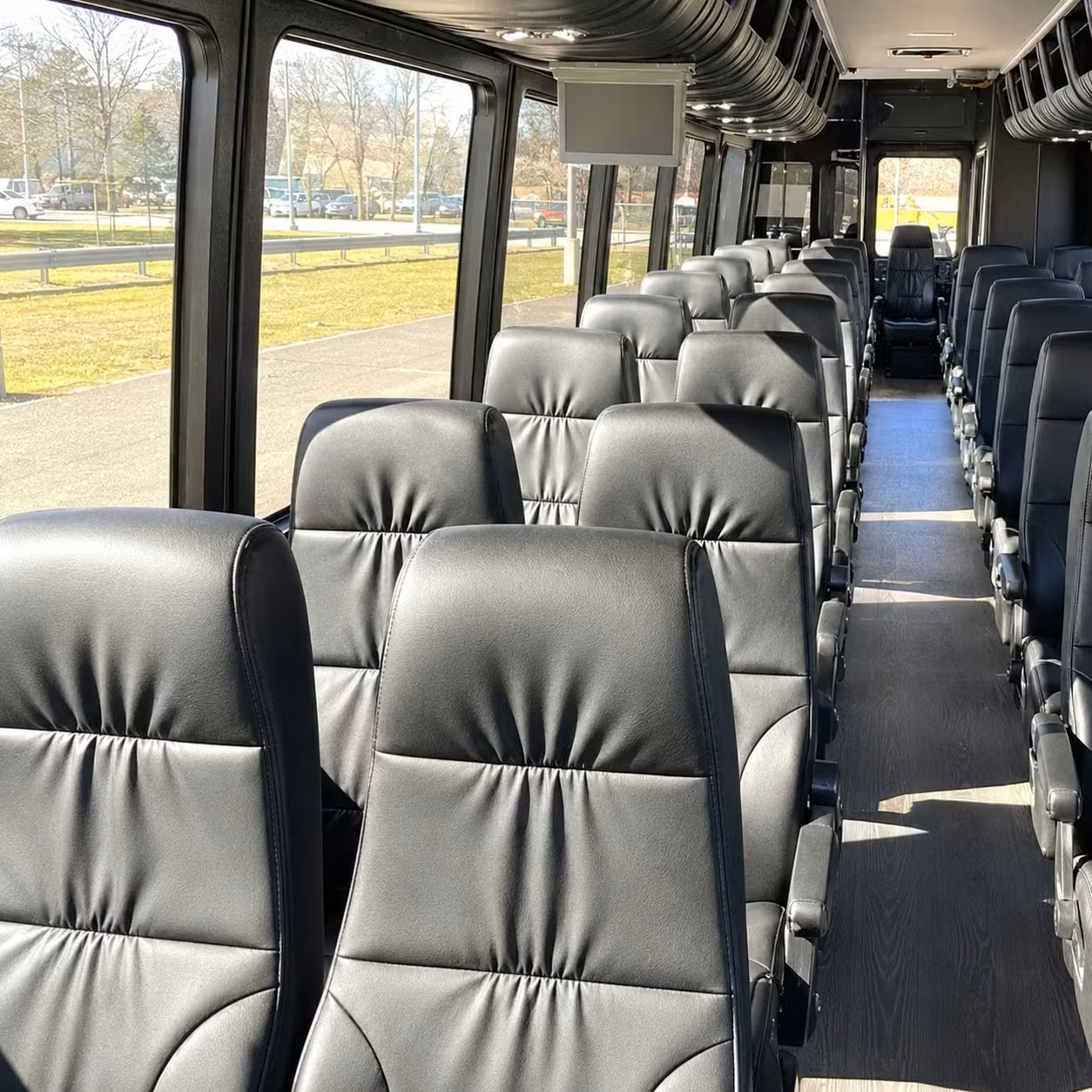 vallejo airport transfer shuttle bus services